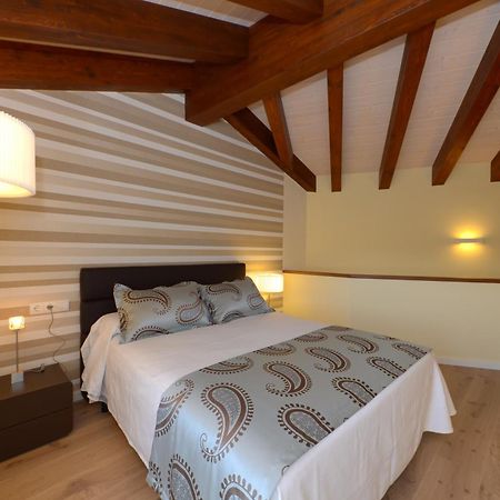 Apartamentos El Palacete De Aínsa Εξωτερικό φωτογραφία