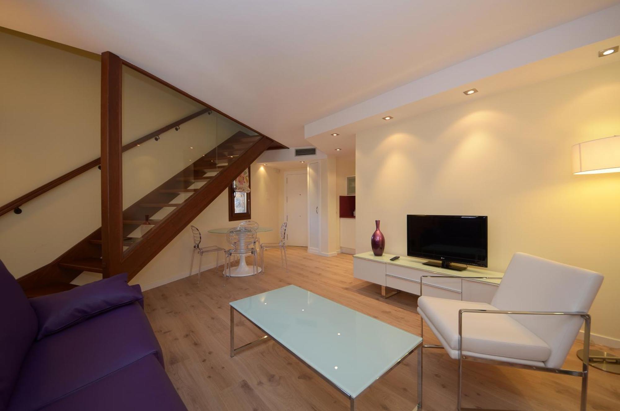 Apartamentos El Palacete De Aínsa Εξωτερικό φωτογραφία