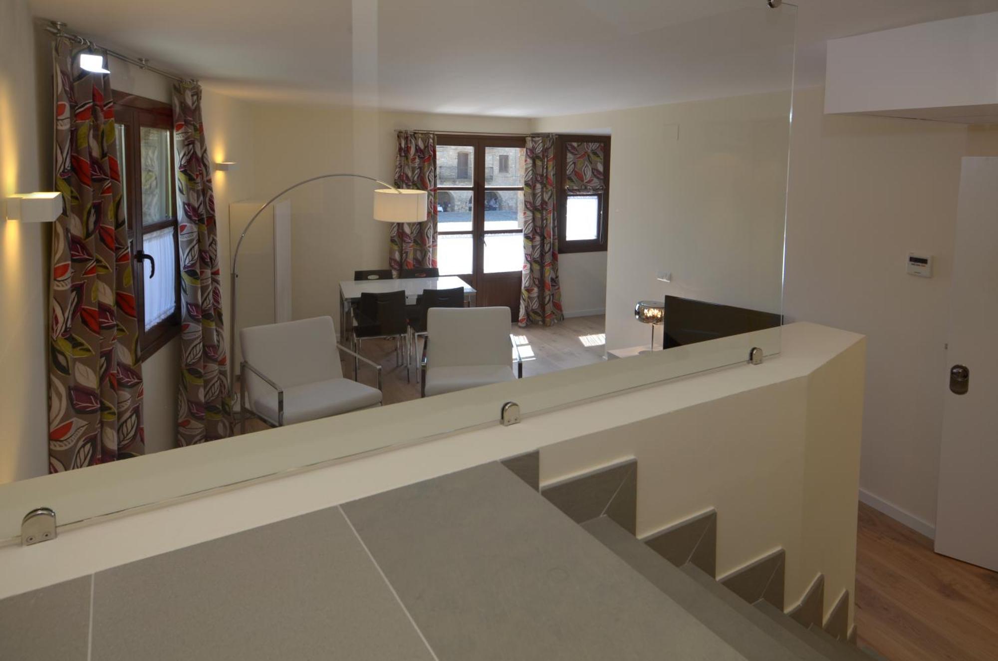 Apartamentos El Palacete De Aínsa Εξωτερικό φωτογραφία
